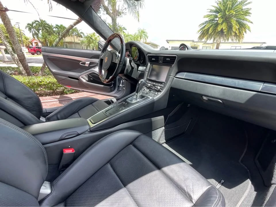 2014 Porsche 991 Turbo - Image 7 of 19
