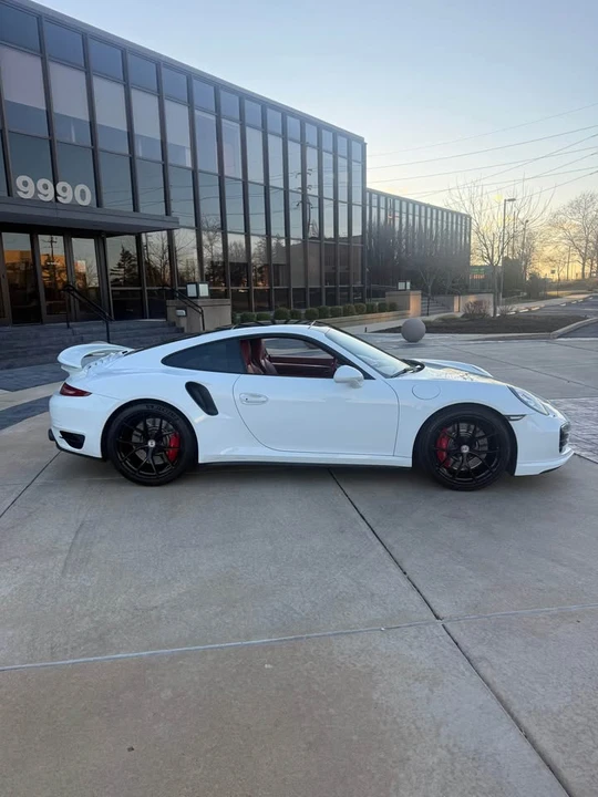 2014 Porsche 991 Turbo - Image 4 of 15