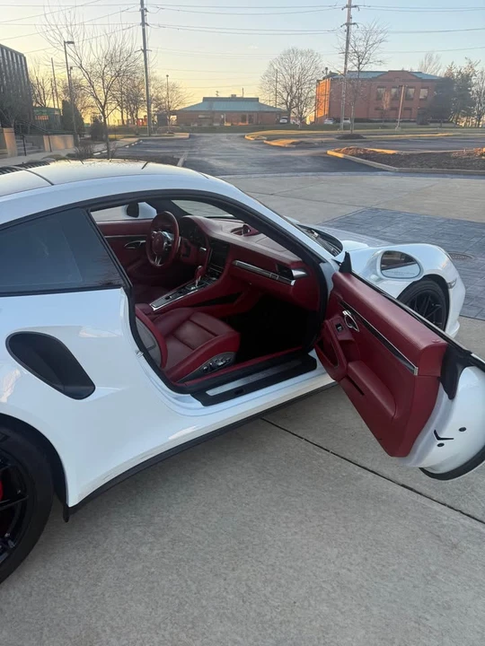 2014 Porsche 991 Turbo - Image 9 of 15