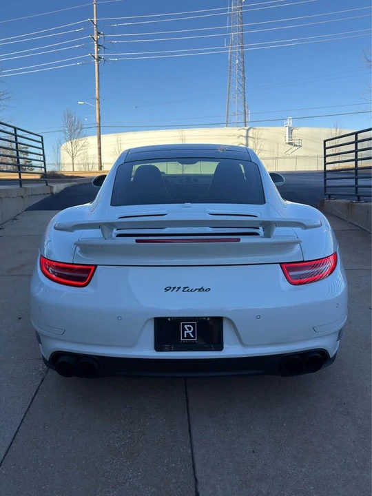 2014 Porsche 991 Turbo - Image 5 of 9
