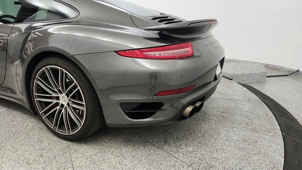 2014 Porsche 991 Turbo - Image 17 of 31
