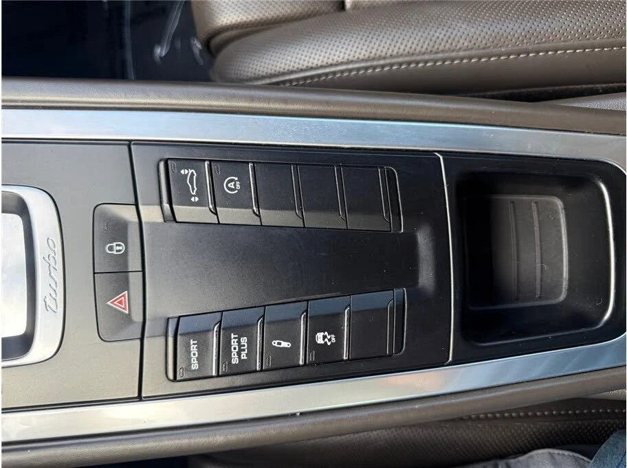 2014 Porsche 991 Turbo - Image 22 of 31