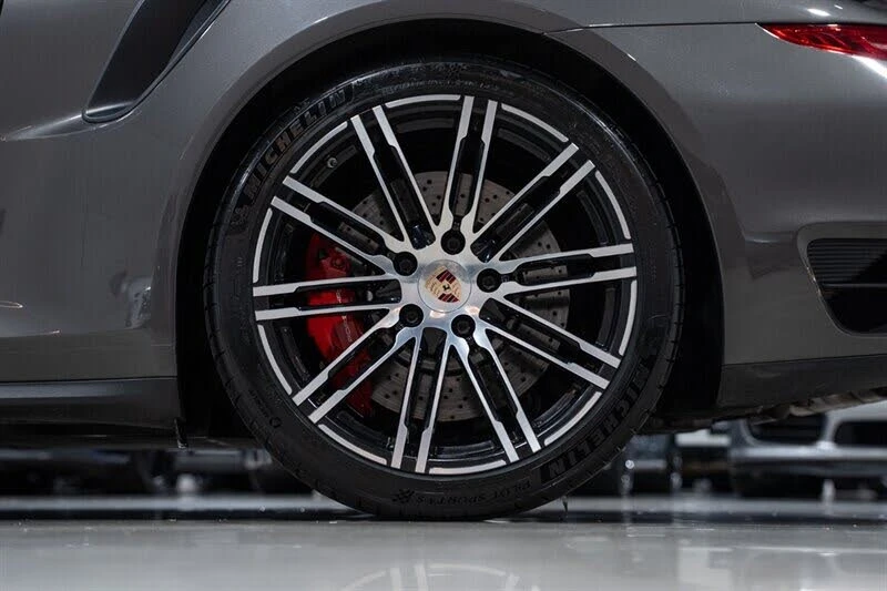 2014 Porsche 991 Turbo - Image 13 of 31