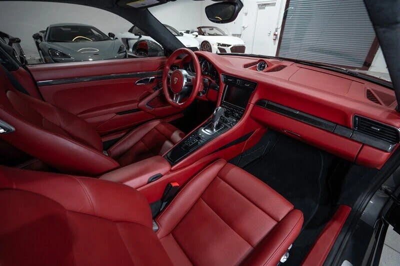 2014 Porsche 991 Turbo - Image 28 of 31
