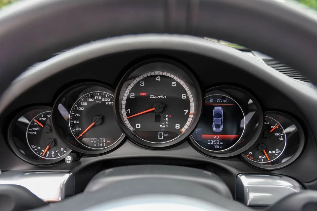 2014 Porsche 991 Turbo - Image 14 of 31