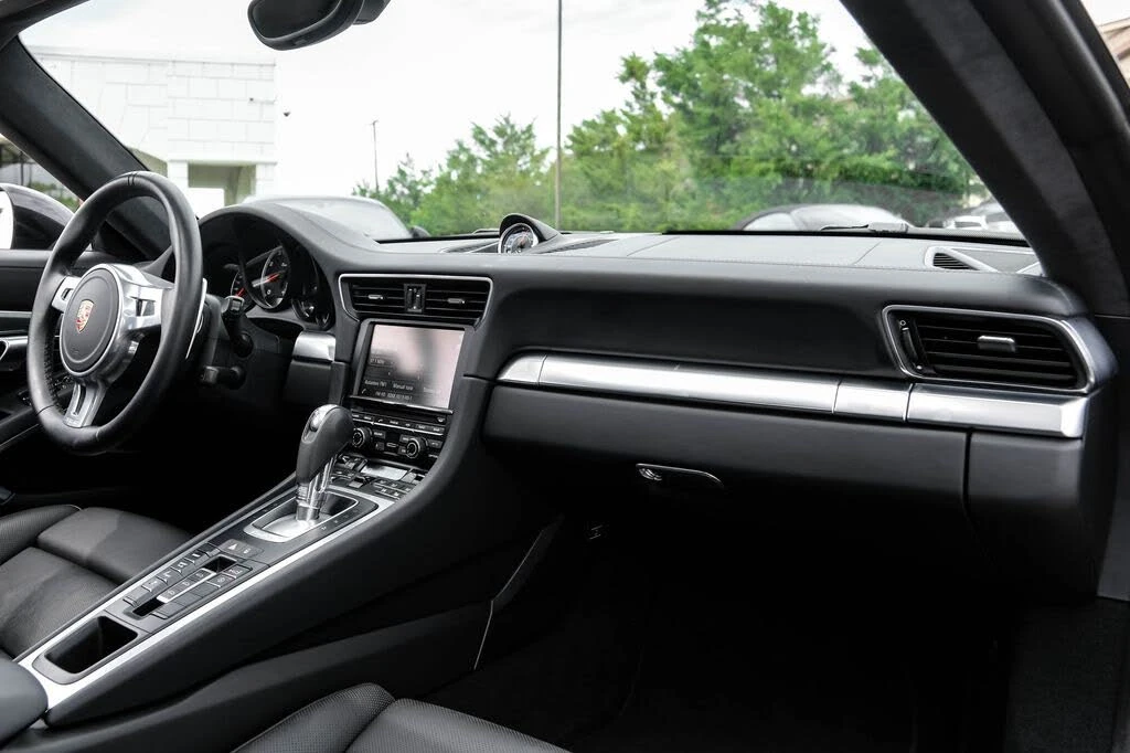 2014 Porsche 991 Turbo - Image 10 of 31