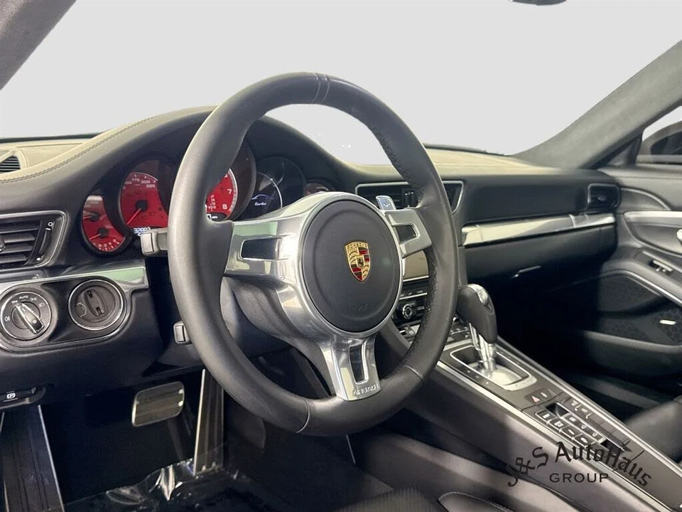 2014 Porsche 991 Turbo - Image 9 of 31