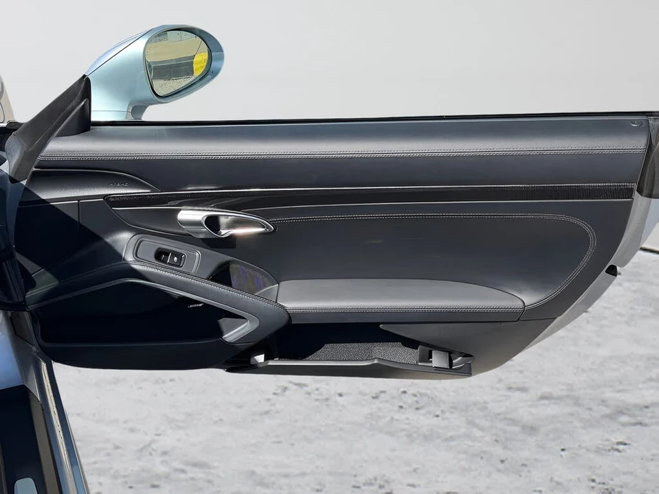 2014 Porsche 991 Turbo - Image 25 of 31