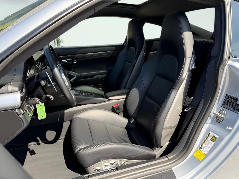 2014 Porsche 991 Turbo - Image 22 of 31