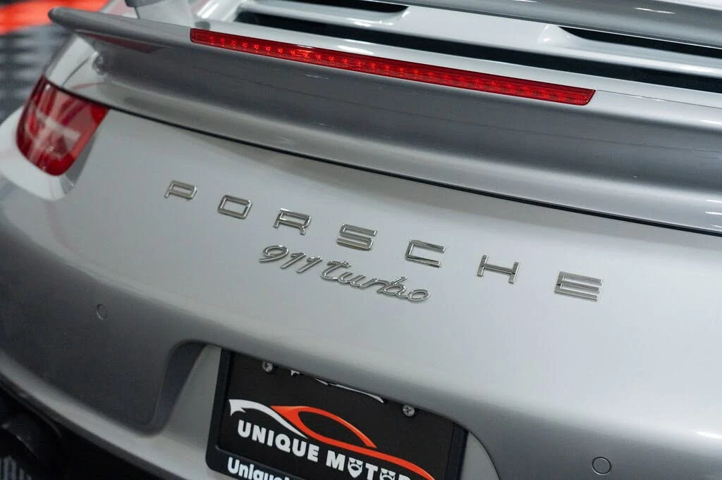 2014 Porsche 991 Turbo - Image 9 of 31