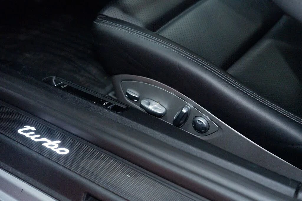 2014 Porsche 991 Turbo - Image 25 of 31