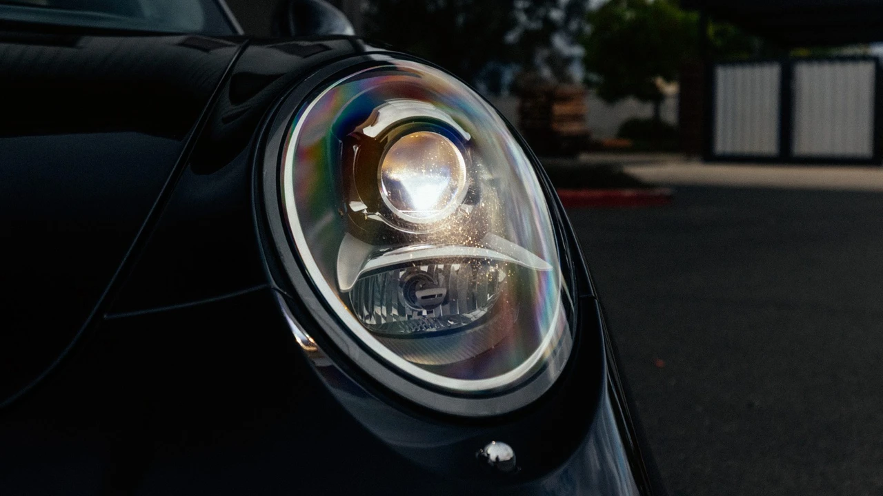2014 Porsche 991 Turbo - Image 15 of 31