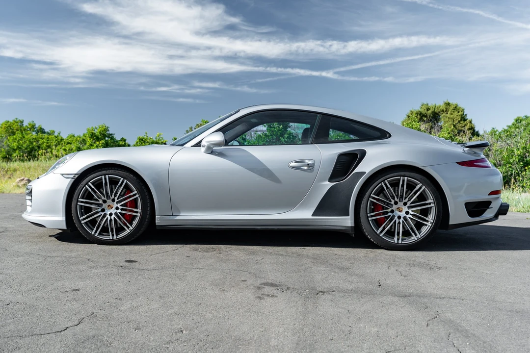 2014 Porsche 991 Turbo - Image 12 of 31