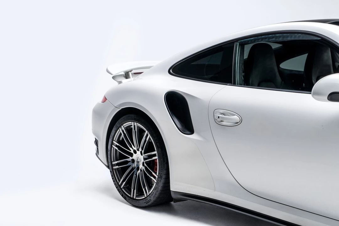 2014 Porsche 991 Turbo - Image 24 of 31