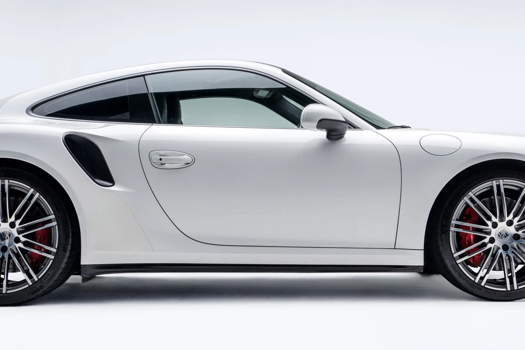 2014 Porsche 991 Turbo - Image 20 of 31