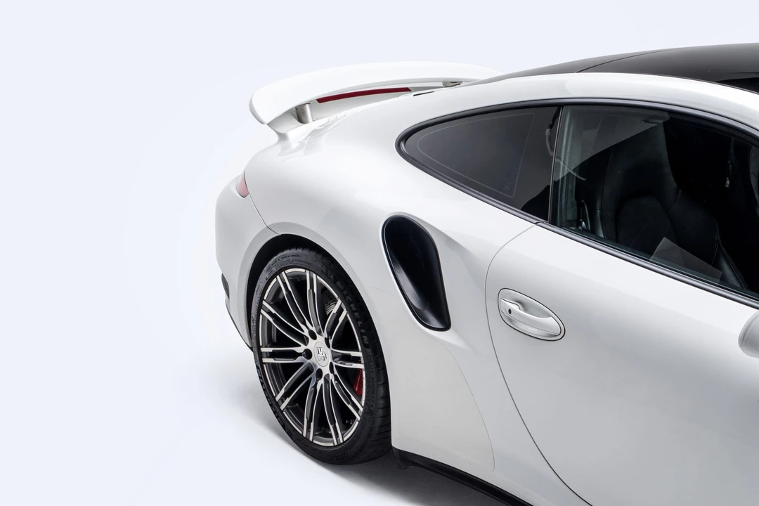 2014 Porsche 991 Turbo - Image 23 of 31