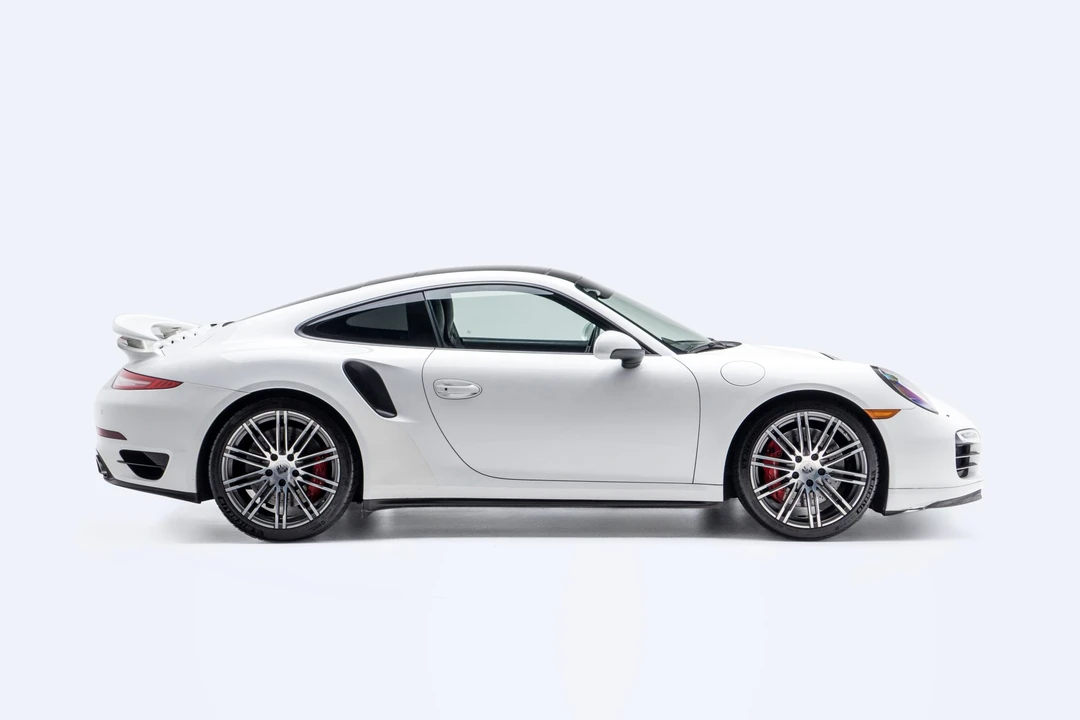 2014 Porsche 991 Turbo - Image 9 of 31