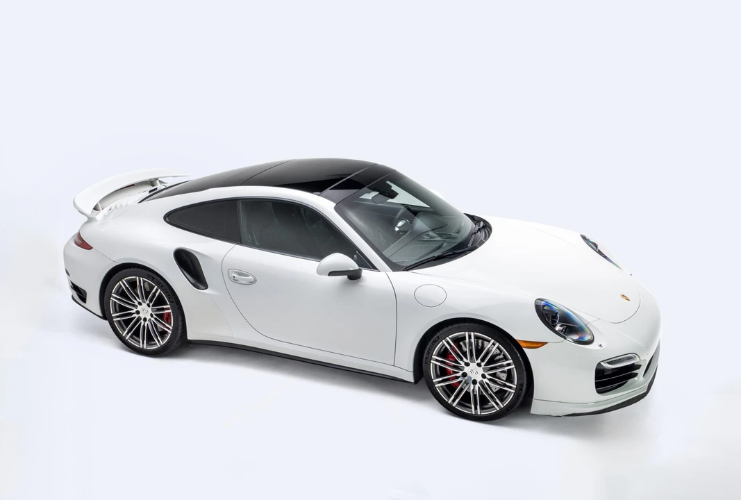 2014 Porsche 991 Turbo - Image 6 of 31