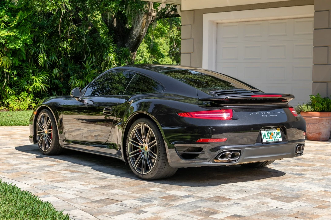 2014 Porsche 991 Turbo - Image 8 of 31