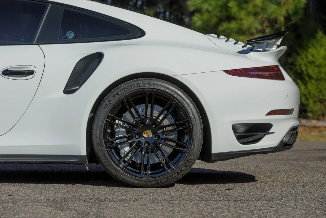2014 Porsche 991 Turbo - Image 26 of 31