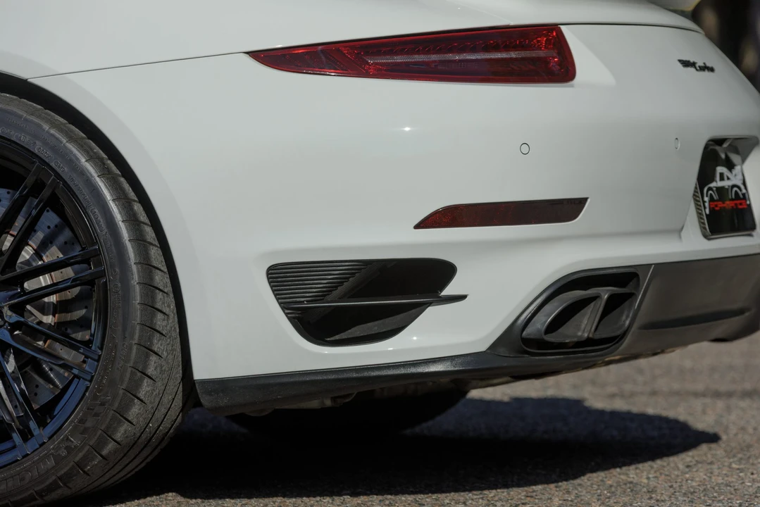 2014 Porsche 991 Turbo - Image 25 of 31