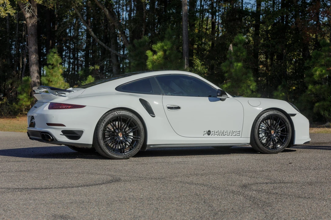 2014 Porsche 991 Turbo - Image 12 of 31