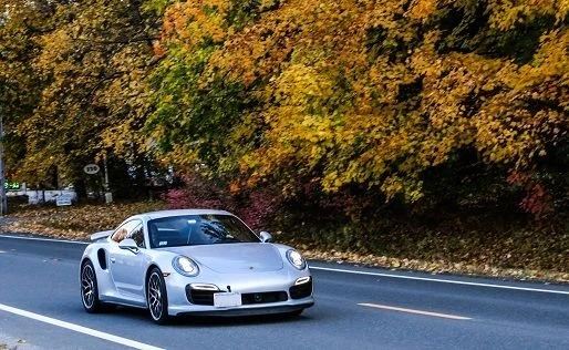 2014 Porsche 991 Turbo S - Image 2 of 9