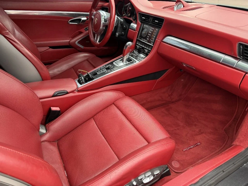 2014 Porsche 991 Turbo - Image 14 of 27