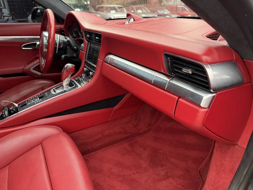2014 Porsche 991 Turbo - Image 15 of 27