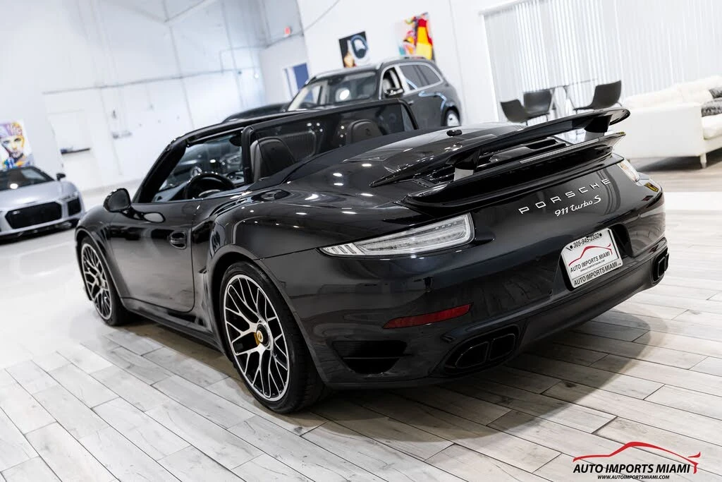 2014 Porsche 991 Turbo S - Image 15 of 31
