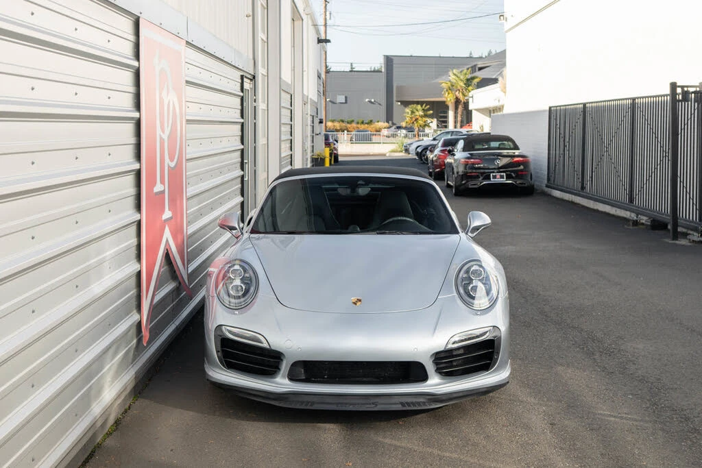 2014 Porsche 991 Turbo S - Image 28 of 31