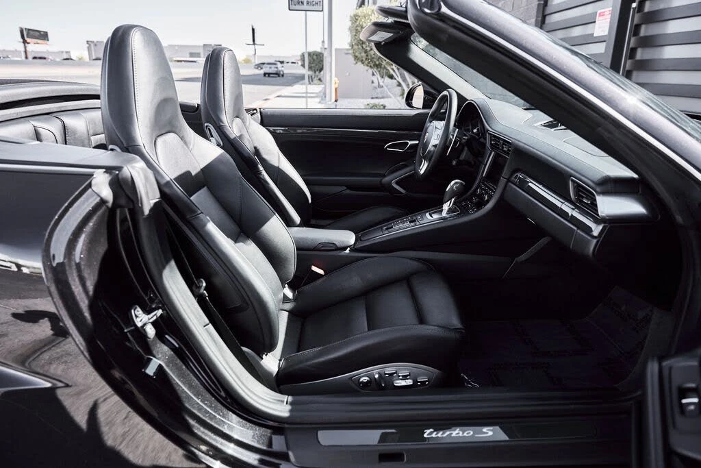 2014 Porsche 991 Turbo S - Image 26 of 31