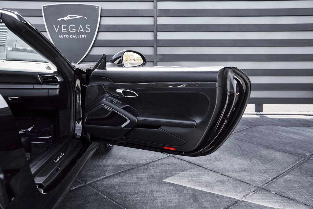 2014 Porsche 991 Turbo S - Image 24 of 31
