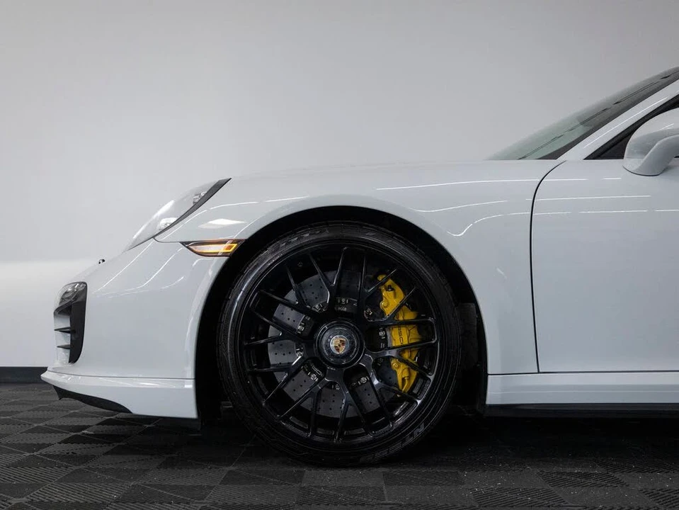 2014 Porsche 991 Turbo S - Image 12 of 31