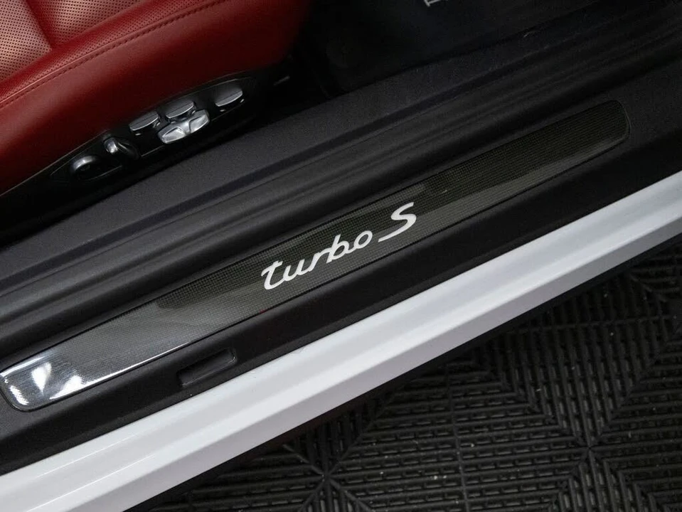 2014 Porsche 991 Turbo S - Image 27 of 31
