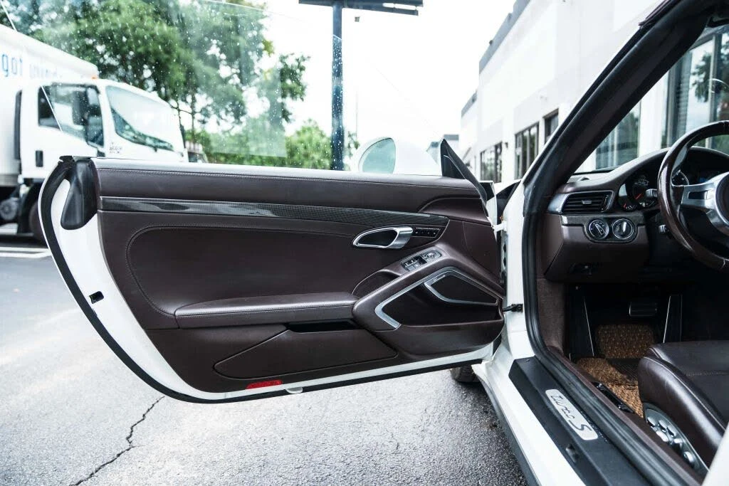 2014 Porsche 991 Turbo S - Image 17 of 30
