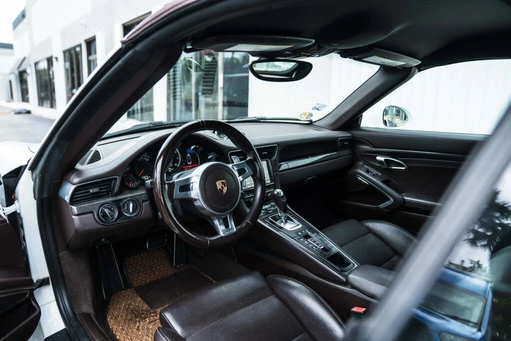 2014 Porsche 991 Turbo S - Image 14 of 30
