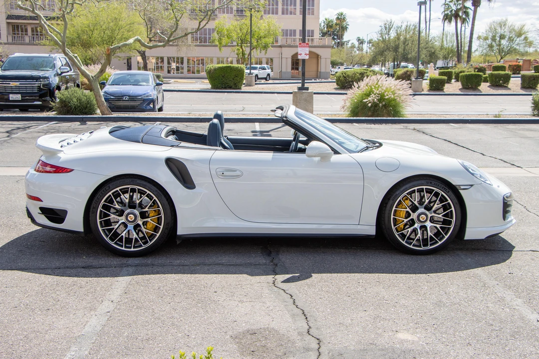 2014 Porsche 991 Turbo S - Image 13 of 31