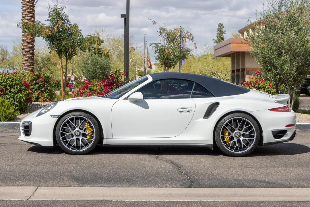 2014 Porsche 991 Turbo S - Image 16 of 31