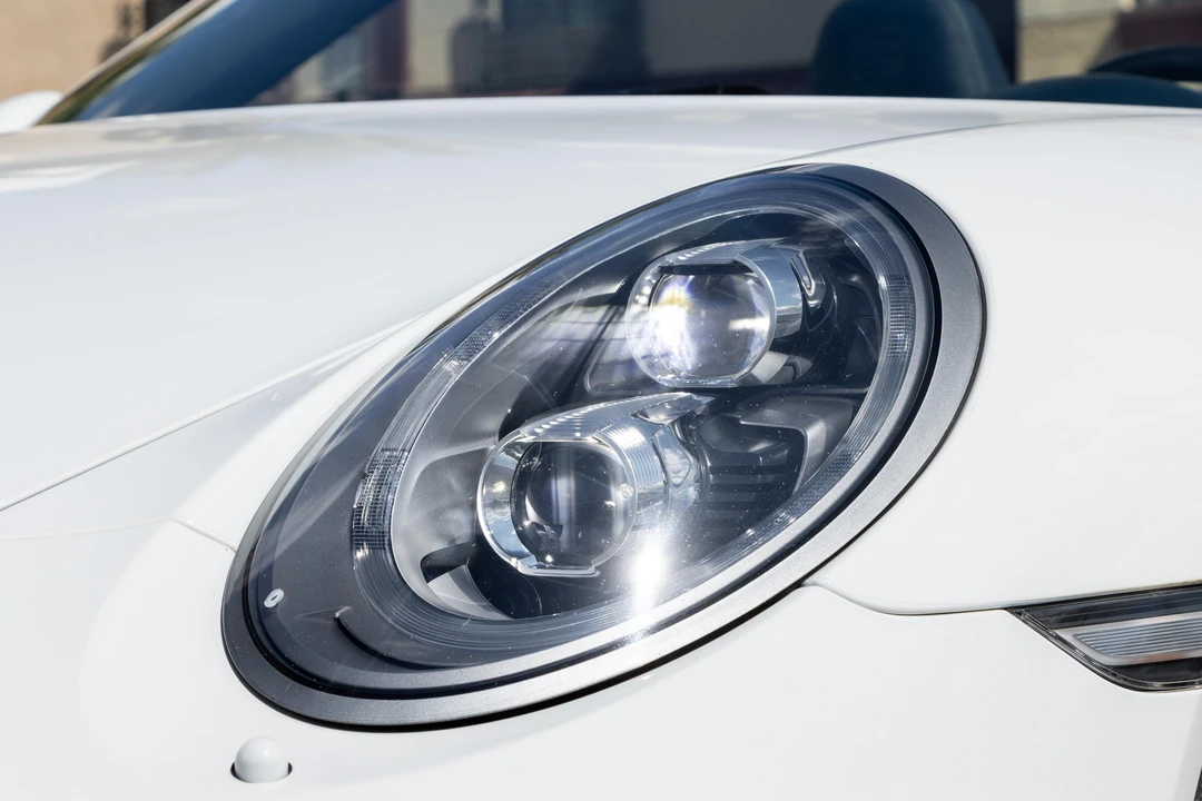 2014 Porsche 991 Turbo S - Image 21 of 31