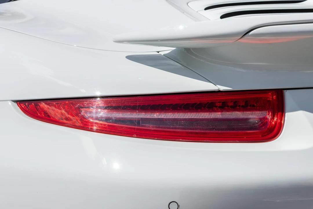2014 Porsche 991 Turbo S - Image 27 of 31