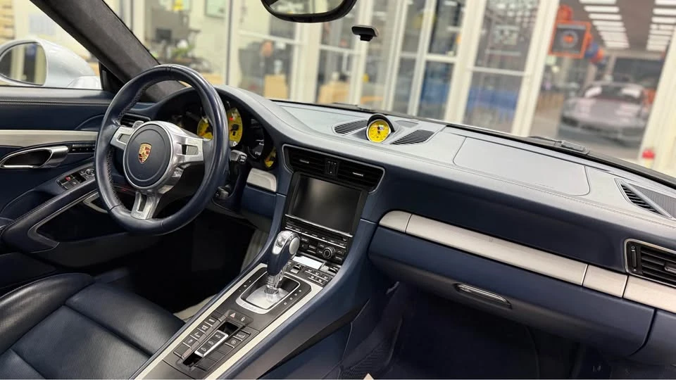 2014 Porsche 991 Turbo S - Image 6 of 8