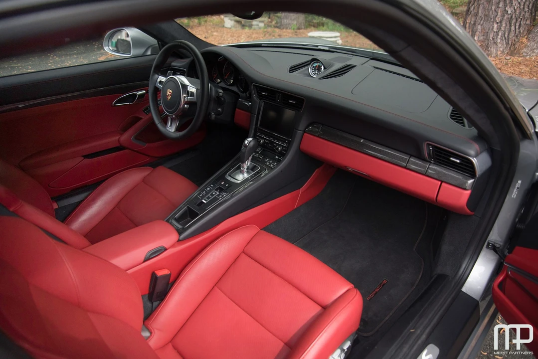 2014 Porsche 991 Turbo S - Image 15 of 31