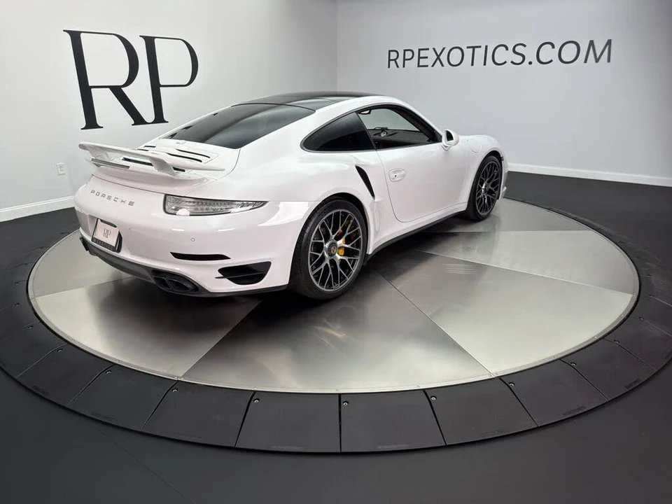 2014 Porsche 991 Turbo S - Image 6 of 24