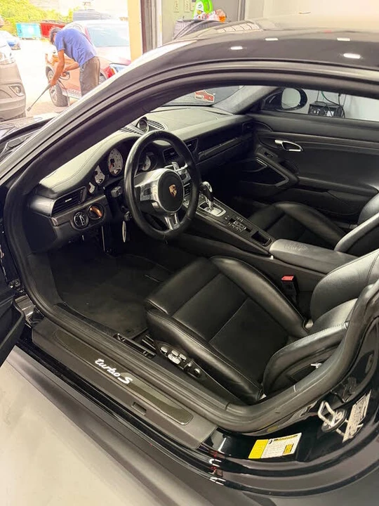 2014 Porsche 991 Turbo S - Image 11 of 12