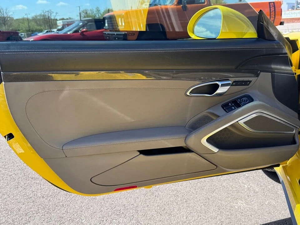 2014 Porsche 991 Turbo S - Image 14 of 31