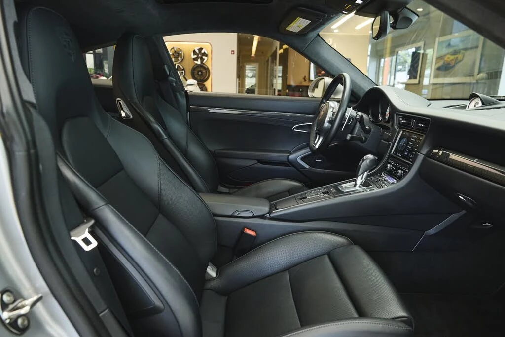 2014 Porsche 991 Turbo S - Image 9 of 31