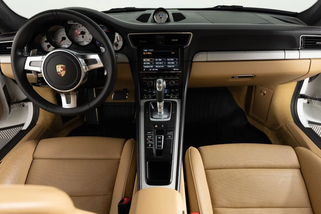 2014 Porsche 991 Turbo S - Image 25 of 31