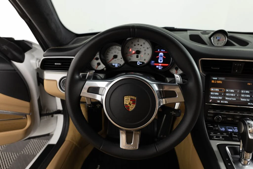 2014 Porsche 991 Turbo S - Image 21 of 31