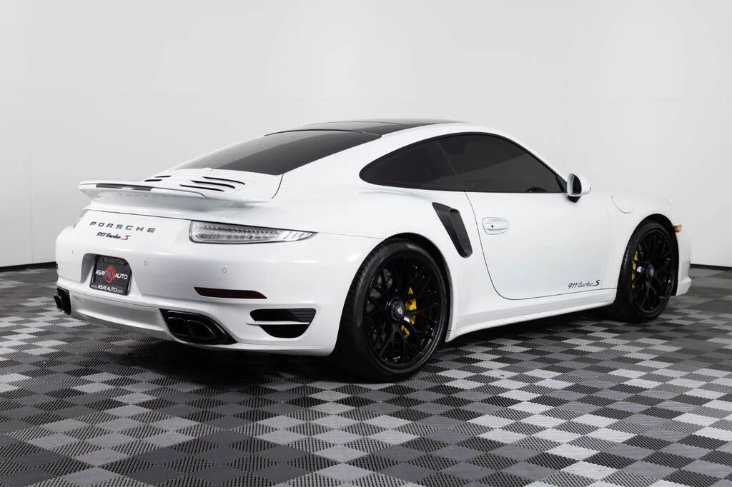2014 Porsche 991 Turbo S - Image 8 of 31